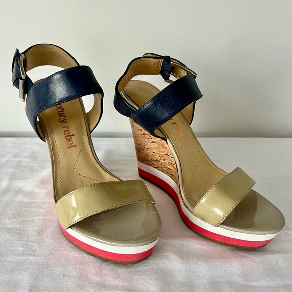LUXURY REBEL Dani Wedge Sandal size 7 - Picture 4 of 7